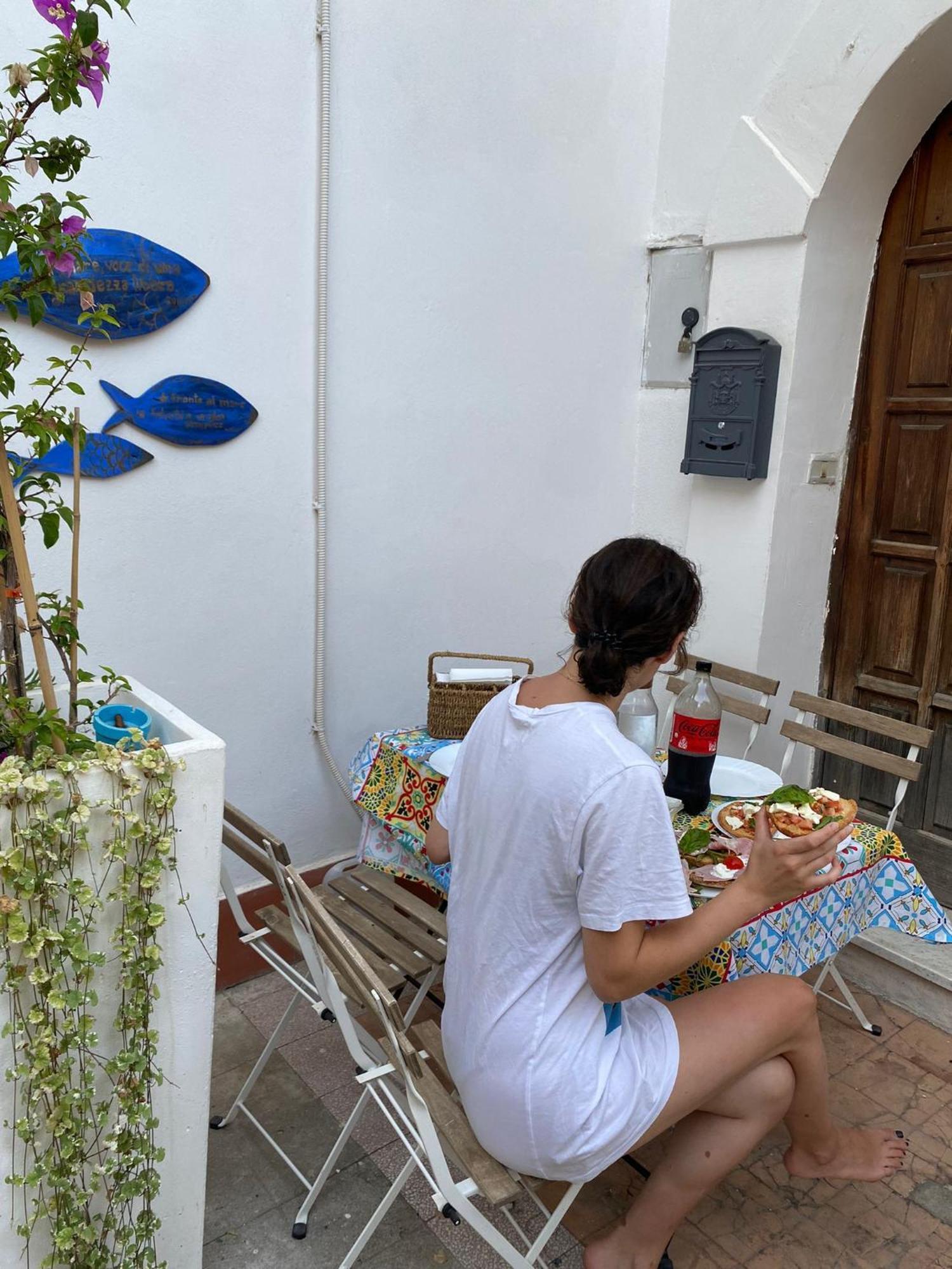 Casa Vacanza Le Tre Sorelle В'єтрі Екстер'єр фото